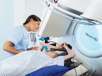 Photo of Patient Set-up in Elekta Linear Accelerator, Versa HD.png